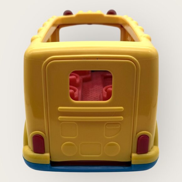 Fisher Price Little People 2002 School Bus Toy With Drive Lights Sounds Works - Picture 6 of 10